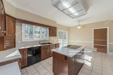 625 Downpatrick Ln, Raleigh, NC 27615 photo 6