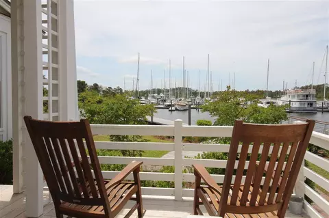 726 E Harborside Rd, Oriental, NC 28571 photo 10