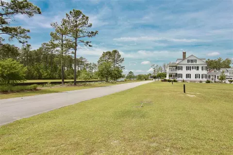 726 E Harborside Rd, Oriental, NC 28571 photo 3