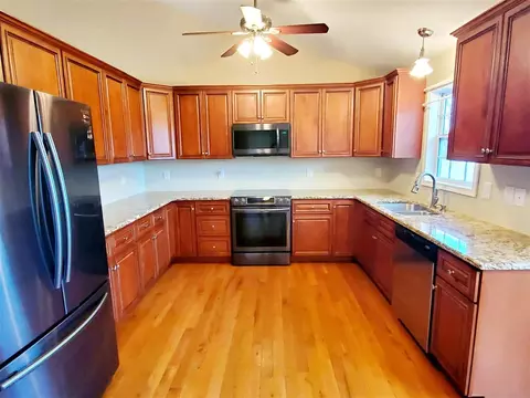 91 Denvale Dr, Selma, NC 27576 photo 9