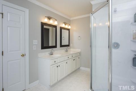 6140 Wolverhampton Dr, Raleigh, NC 27603 photo 16