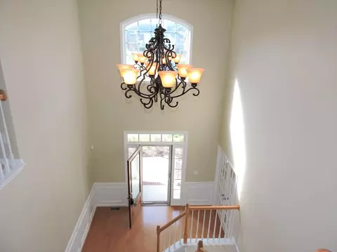 6 Thorn Brook Ct, Durham, NC 27703 photo 4