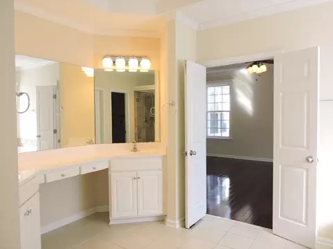 6 Thorn Brook Ct, Durham, NC 27703 photo 19