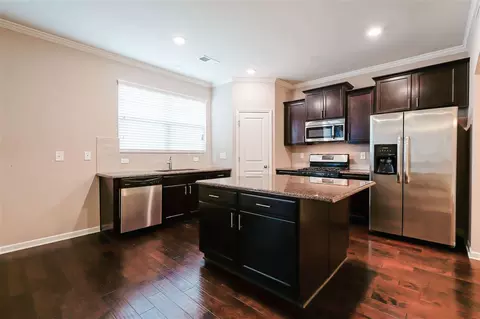 214 Peninsula Ct, Durham, NC 27703 photo 5