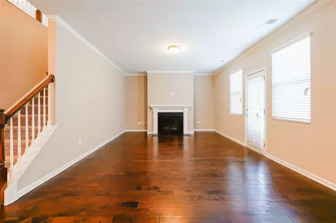 214 Peninsula Ct, Durham, NC 27703 photo 9