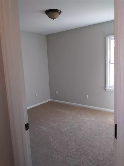505 E Pine St, Pine Level, NC 27568 photo 10