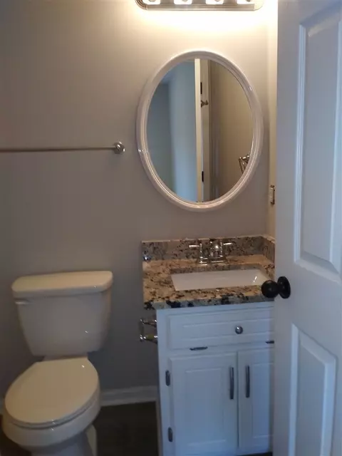 505 E Pine St, Pine Level, NC 27568 photo 13