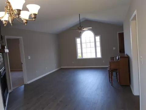 505 E Pine St, Pine Level, NC 27568 photo 9