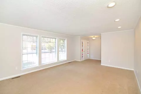 208 Birch St, Smithfield, NC 27577 photo 4