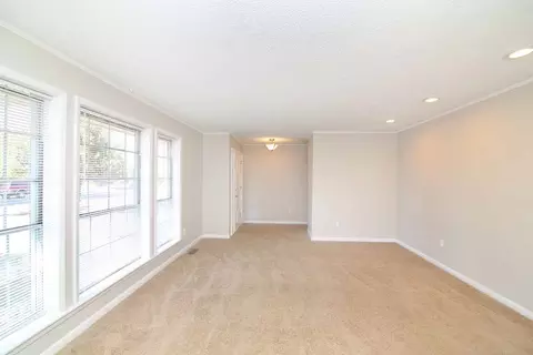 208 Birch St, Smithfield, NC 27577 photo 5