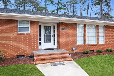 208 Birch St, Smithfield, NC 27577 photo 1