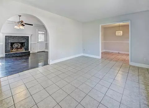 400 Rippling Stream Rd, Durham, NC 27704 photo 2