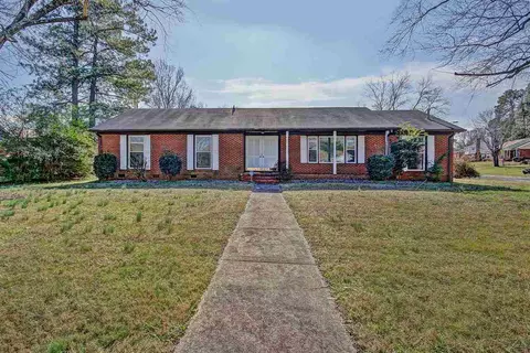 400 Rippling Stream Rd, Durham, NC 27704 photo 1