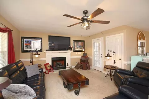 180 Telesto Cir, Garner, NC 27529 photo 3