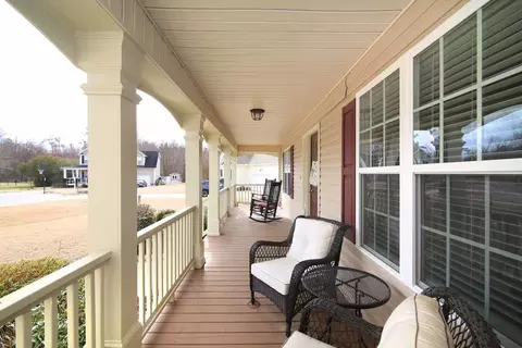 180 Telesto Cir, Garner, NC 27529 photo 2