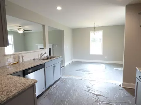 77 Jerome St, Benson, NC 27504 photo 10