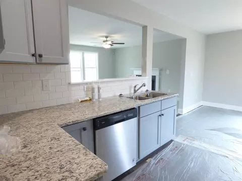 77 Jerome St, Benson, NC 27504 photo 7