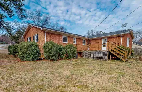 1202 Dover St, Roxboro, NC 27573 photo 7