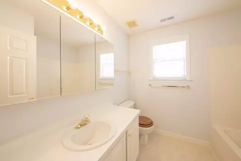 10 Spring Glen Ct, Durham, NC 27703 photo 25