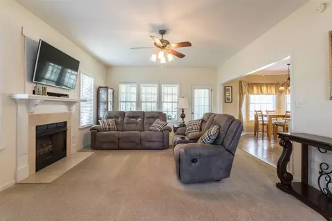 160 Foxglove Dr, Garner, NC 27529 photo 7