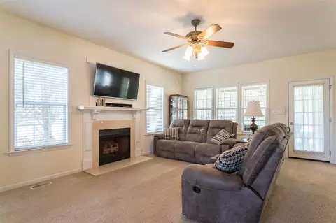 160 Foxglove Dr, Garner, NC 27529 photo 8