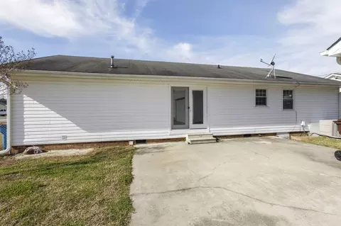 100 Pine St, Dunn, NC 28334 photo 29