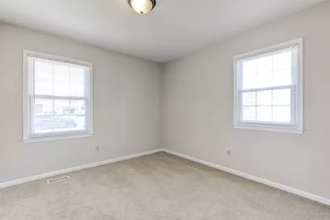 100 Pine St, Dunn, NC 28334 photo 23