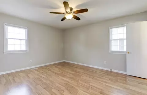 100 Pine St, Dunn, NC 28334 photo 16