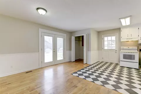 100 Pine St, Dunn, NC 28334 photo 8