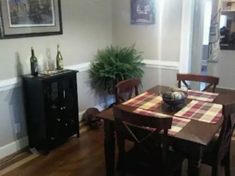 208 E Holt St, Smithfield, NC 27577 photo 6