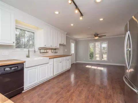 5803 Williamsburg Way, Durham, NC 27713 photo 6