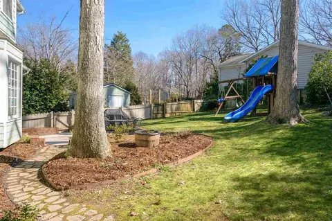 300 Danforth Ct, Raleigh, NC 27615 photo 30