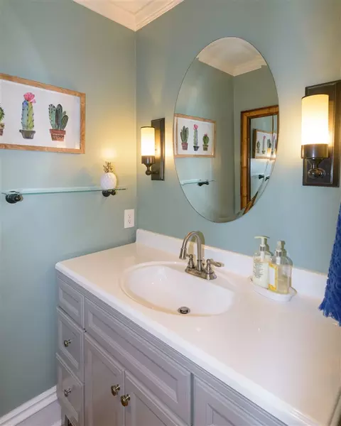 300 Danforth Ct, Raleigh, NC 27615 photo 15