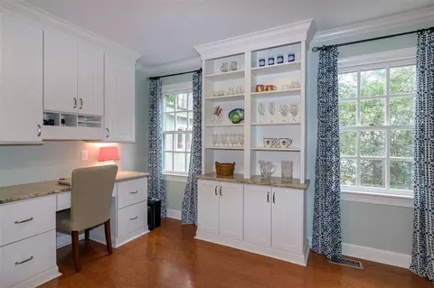 300 Danforth Ct, Raleigh, NC 27615 photo 8