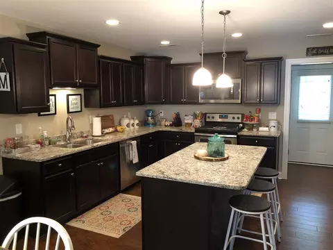 202 N Royster St, Benson, NC 27504 photo 5