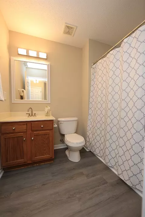 41 Edgebrook Cir, Durham, NC 27703 photo 16