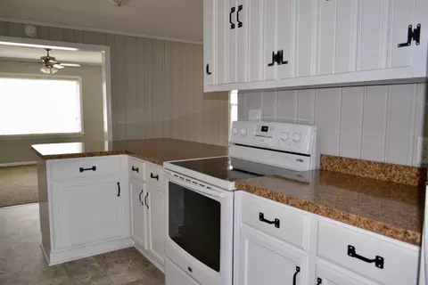 1105 Guy Ave, Dunn, NC 28334 photo 6