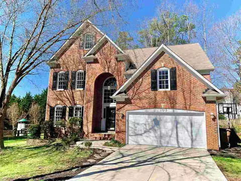 105 Warson Ct, Cary, NC 27519 photo 1