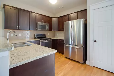 134 Chestnut St, Durham, NC 27707 photo 9