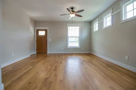 134 Chestnut St, Durham, NC 27707 photo 6
