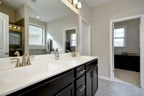 1010 Laredo Ln, Durham, NC 27703 photo 18