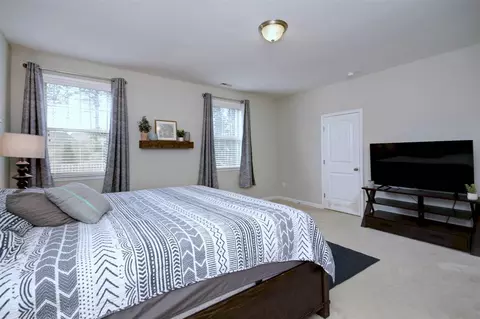 1010 Laredo Ln, Durham, NC 27703 photo 17