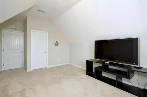 1010 Laredo Ln, Durham, NC 27703 photo 25