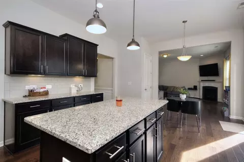 1010 Laredo Ln, Durham, NC 27703 photo 9