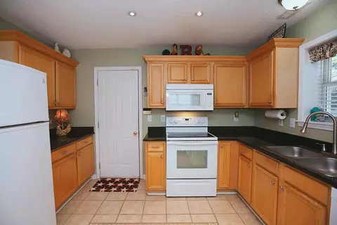 607 Ascott Way, Durham, NC 27713 photo 8