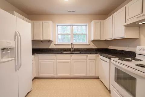 4607 Dolwick Dr, Durham, NC 27713 photo 10