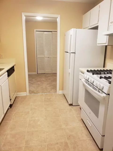 5812 Pointer Dr #201, Raleigh, NC 27609 photo 7
