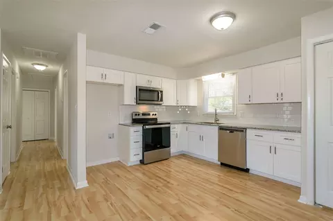 306 Omega Rd, Durham, NC 27712 photo 9