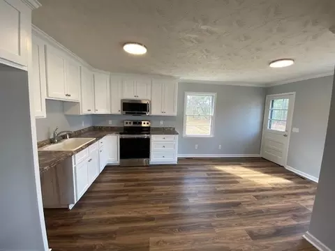 809 Rosemary St, Erwin, NC 28339 photo 6