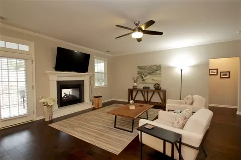 320 Springhurst Ln, Cary, NC 27511 photo 3